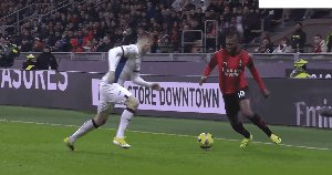 开云-【意甲】AC米兰1比1亚特兰大 莱昂闪击吉鲁送点