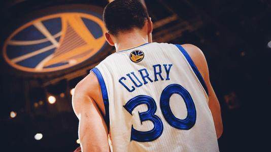 开云APP-库里突发身体不适缺席今日比赛 勇士已然伤不起！