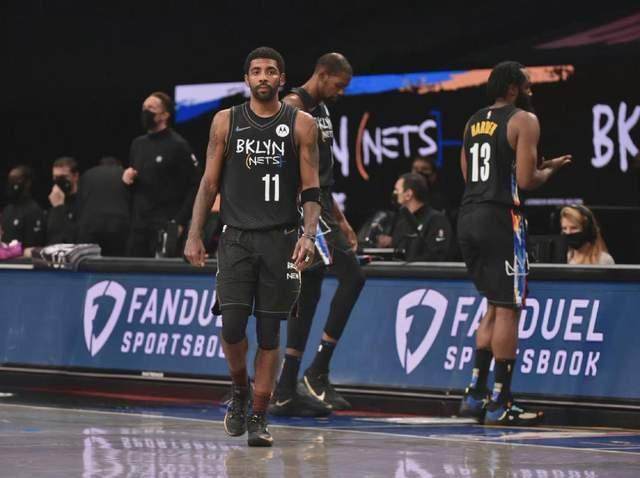 开云体育官网-三个臭皮匠赛过诸葛亮 三个诸葛亮？卡椒也投降！